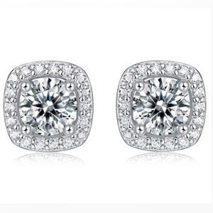1CT certified Moissanite earrings comes with registration paperwork